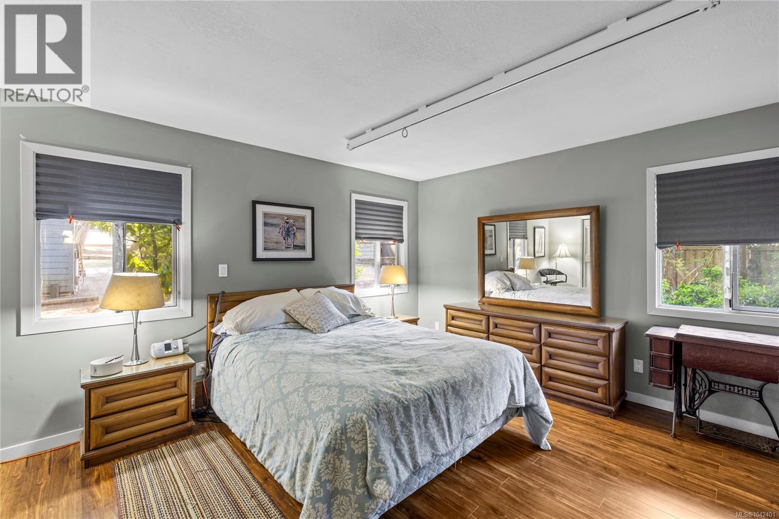 139 Hoylake Rd W - 25