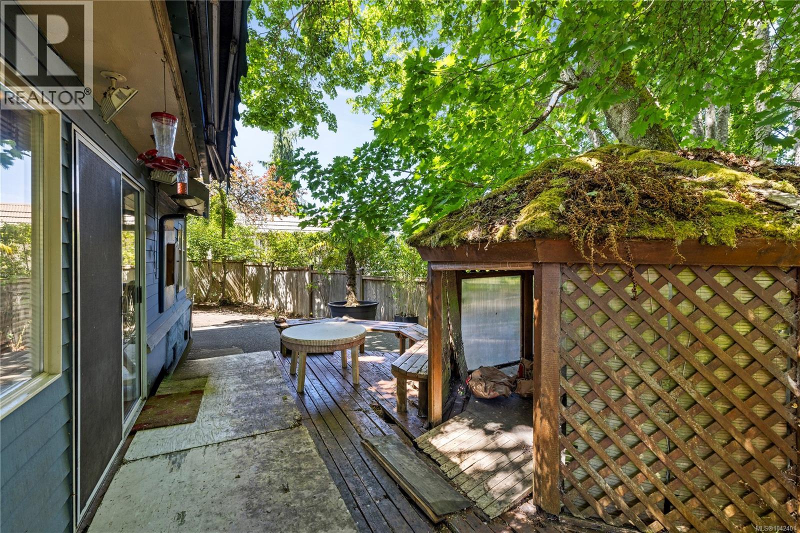 139 Hoylake Rd W - 6
