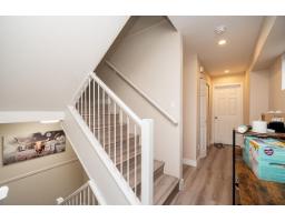 1 10282 132 Street, Surrey, BC V3T0C4 Photo 11