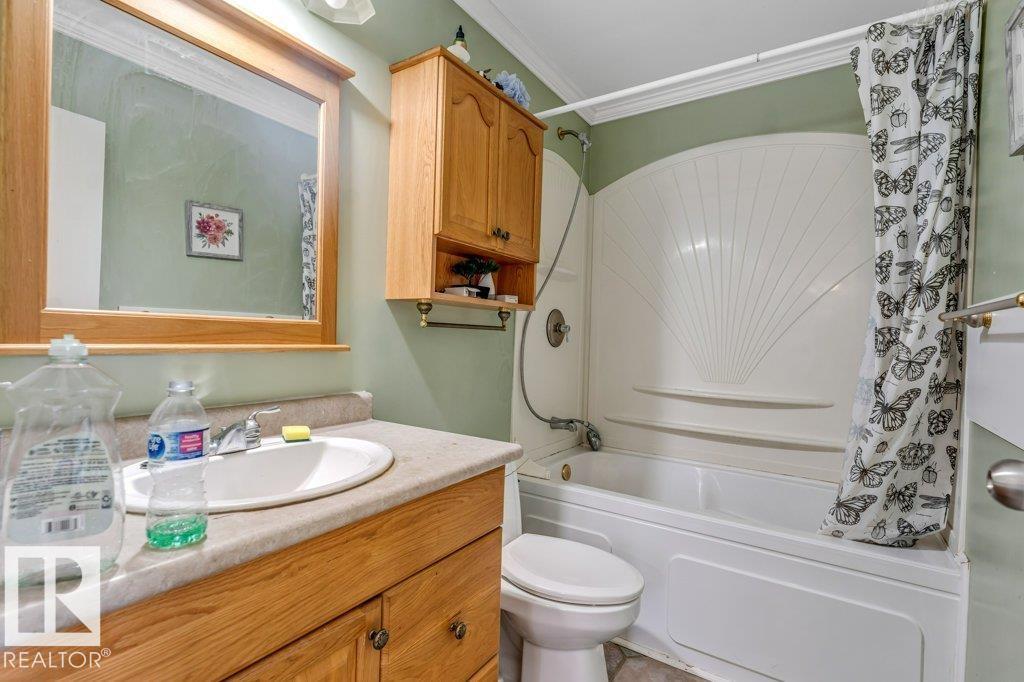 14530 37 ST NW - 22