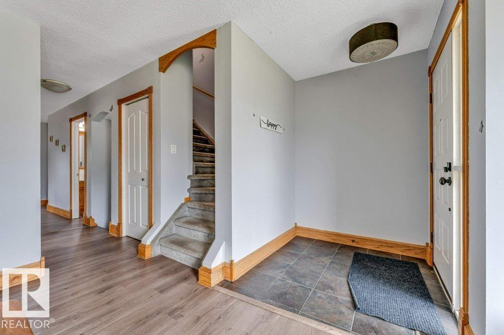 14530 37 ST NW - 7
