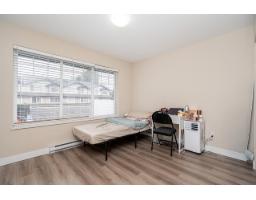 1 10282 132 Street, Surrey, BC V3T0C4 Photo 12