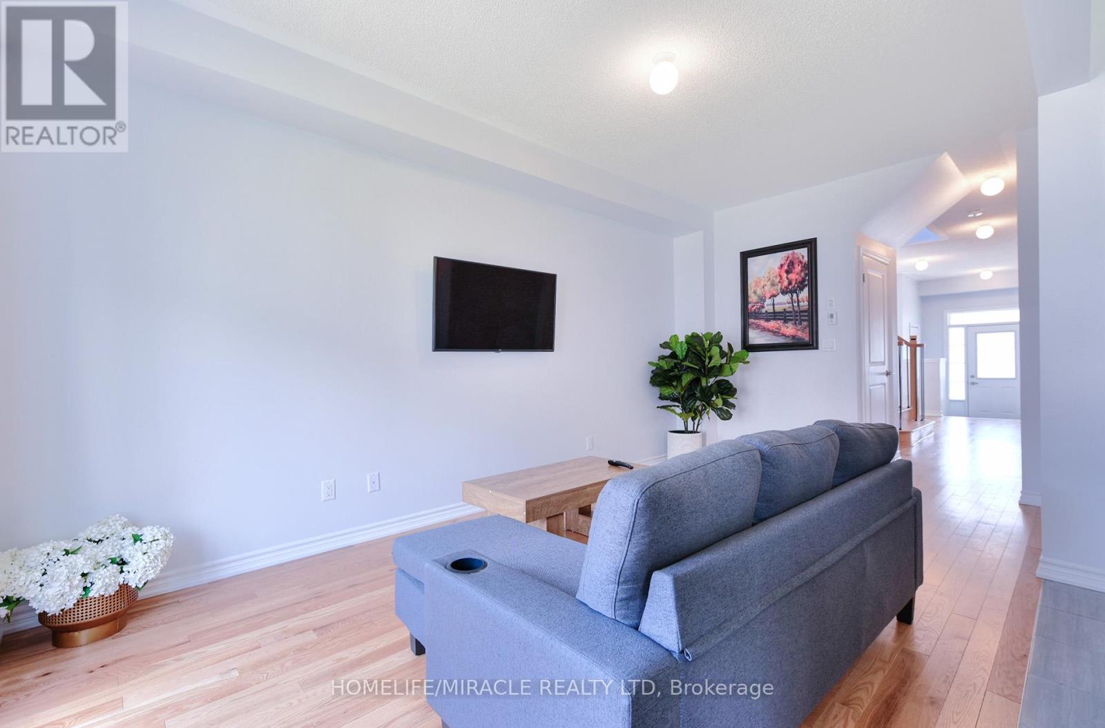 2419 ANGORA STREET S - 10