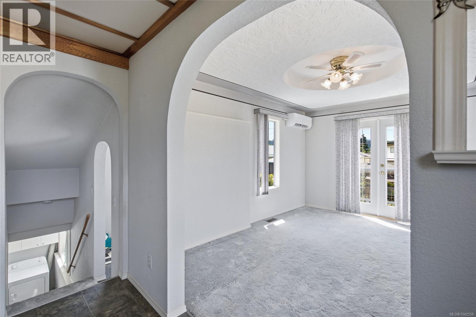 3988 6th Ave - 15