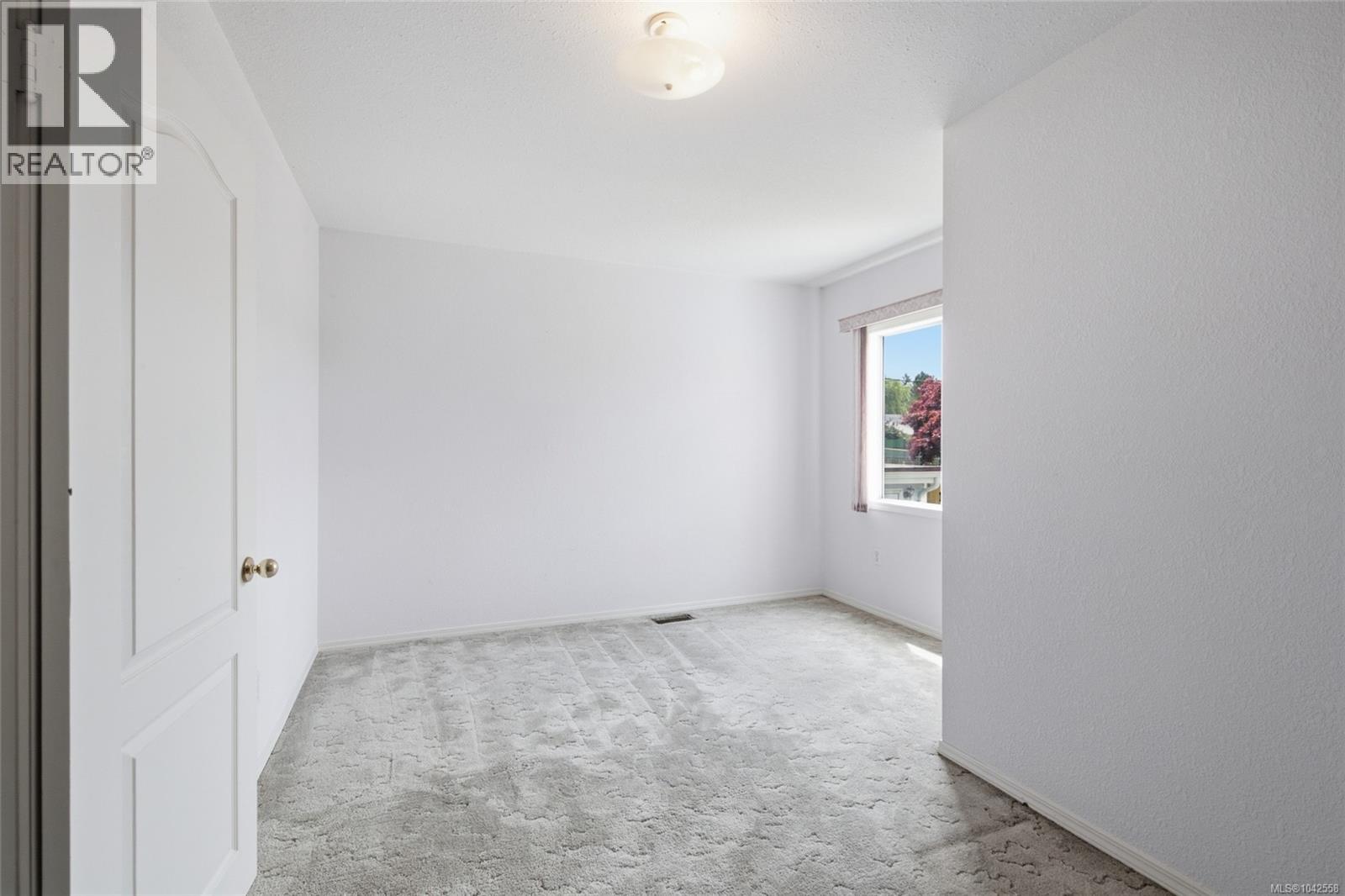 3988 6th Ave - 12