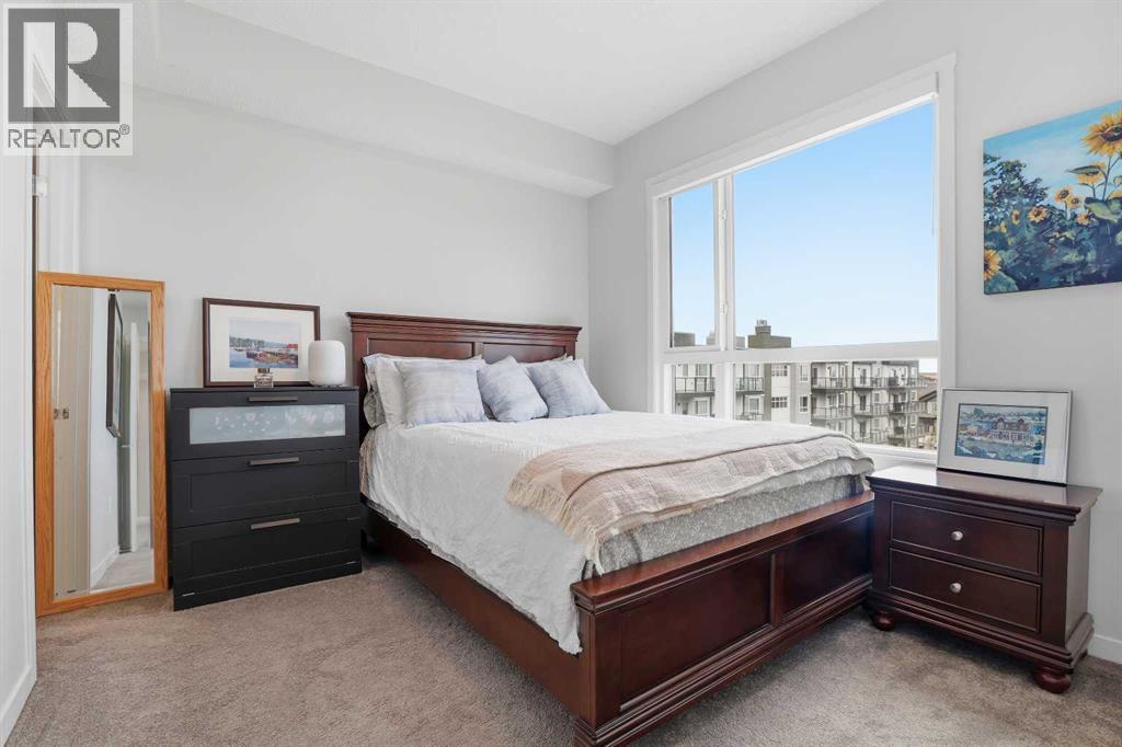 #3420 33 Carringham Gate NW - 8