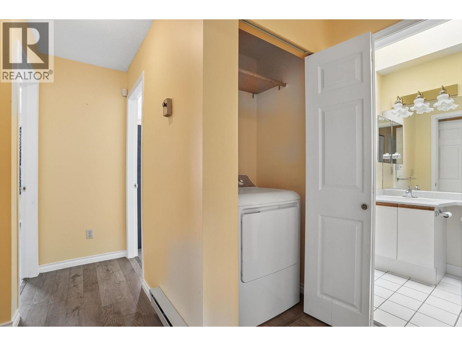 11 12020 GREENLAND DRIVE, Richmond