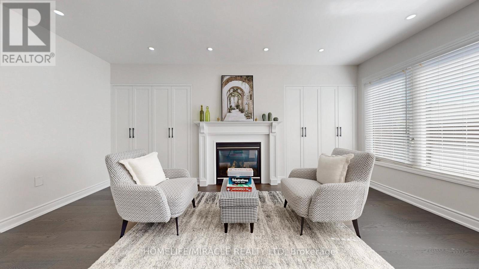 54 DOUGHERTY CRESCENT - 4