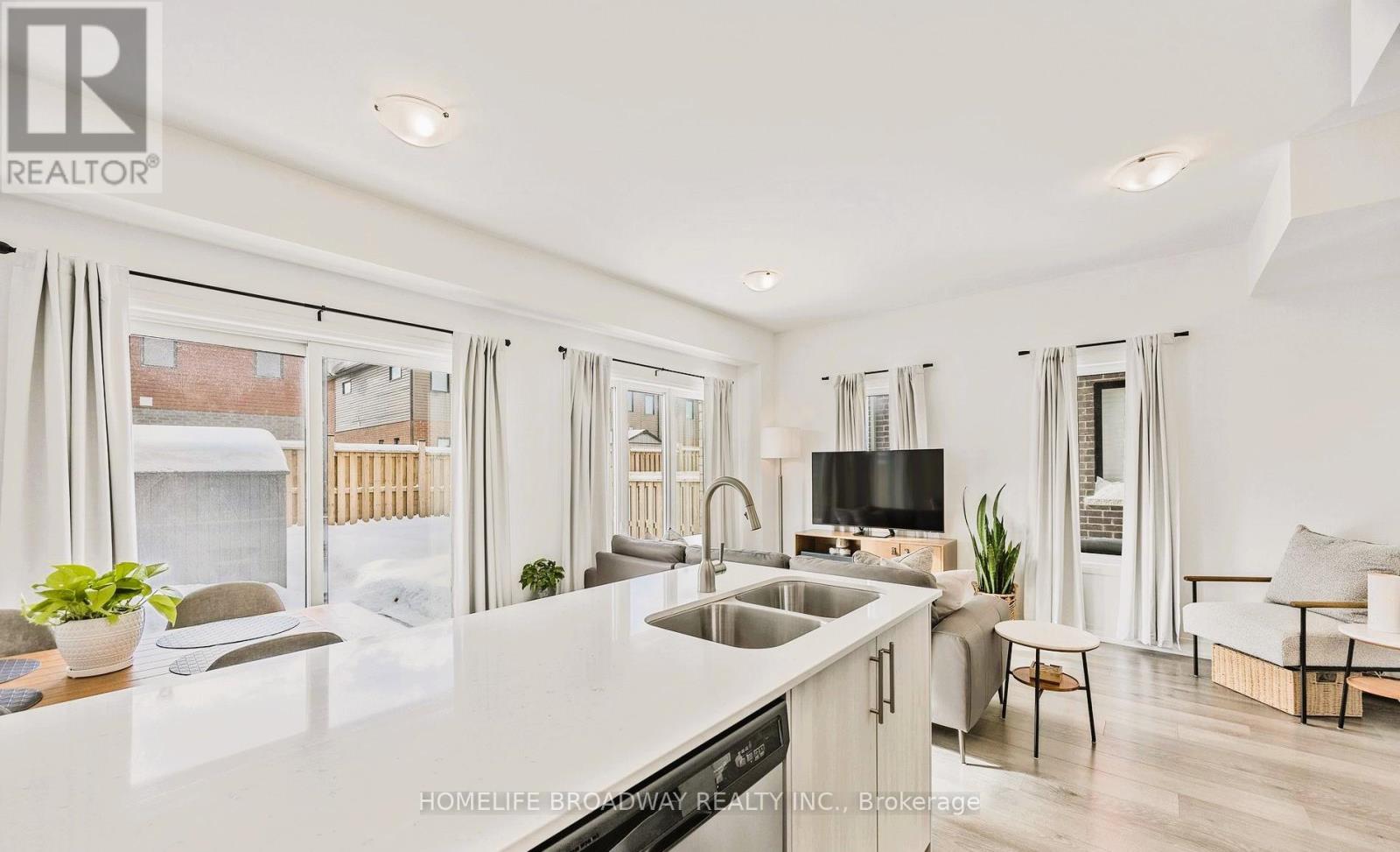 9 HAVEN LANE - 18