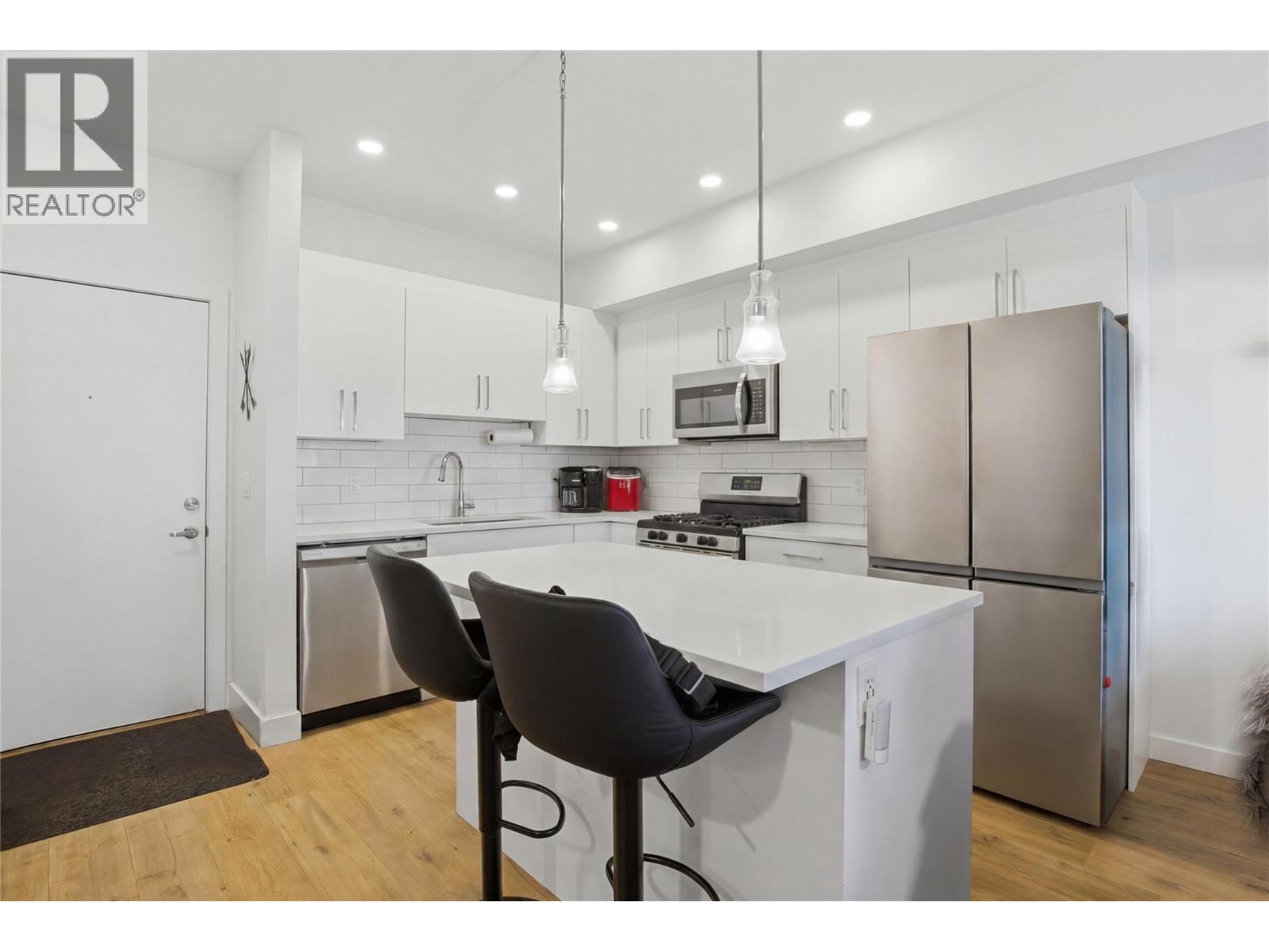 #316 2046 ROBSON Place - 2