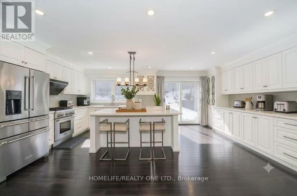 31 BEARWOOD DRIVE - 11
