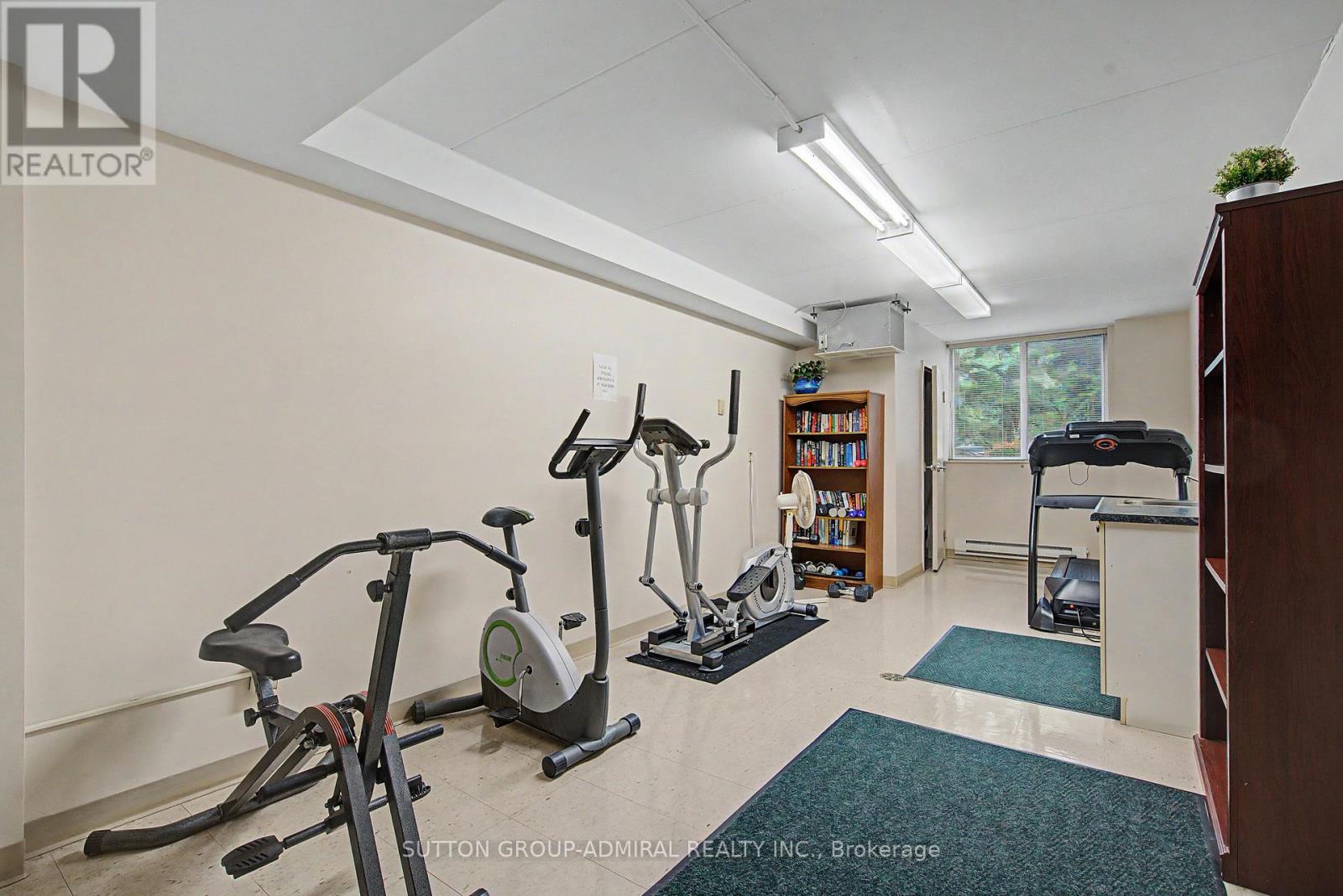 #311 3499 UPPER MIDDLE ROAD - 20