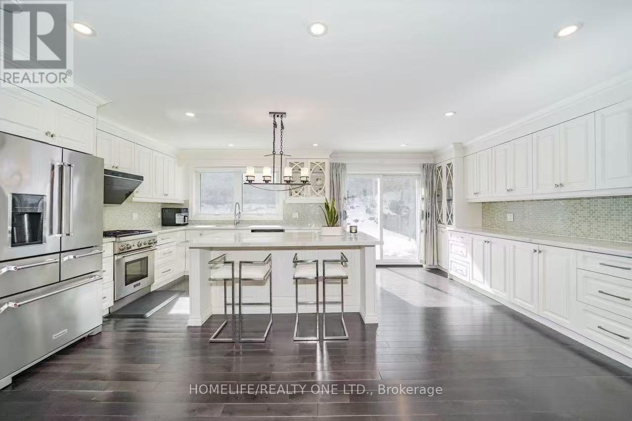 31 BEARWOOD DRIVE - 12