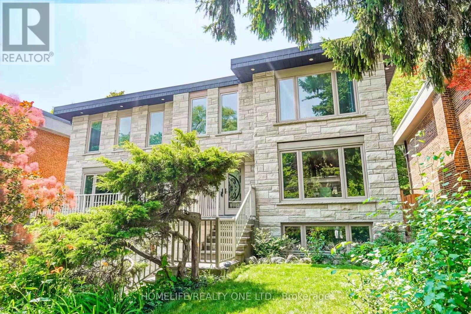 31 BEARWOOD DRIVE - 2