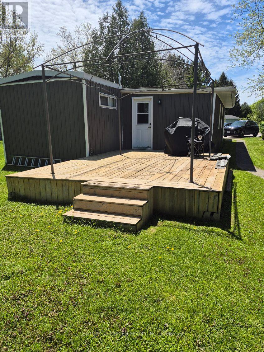 49 HILLVIEW DRIVE - 4