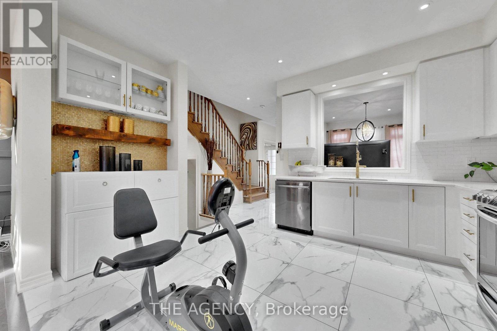 152 REMEMBRANCE ROAD - 10