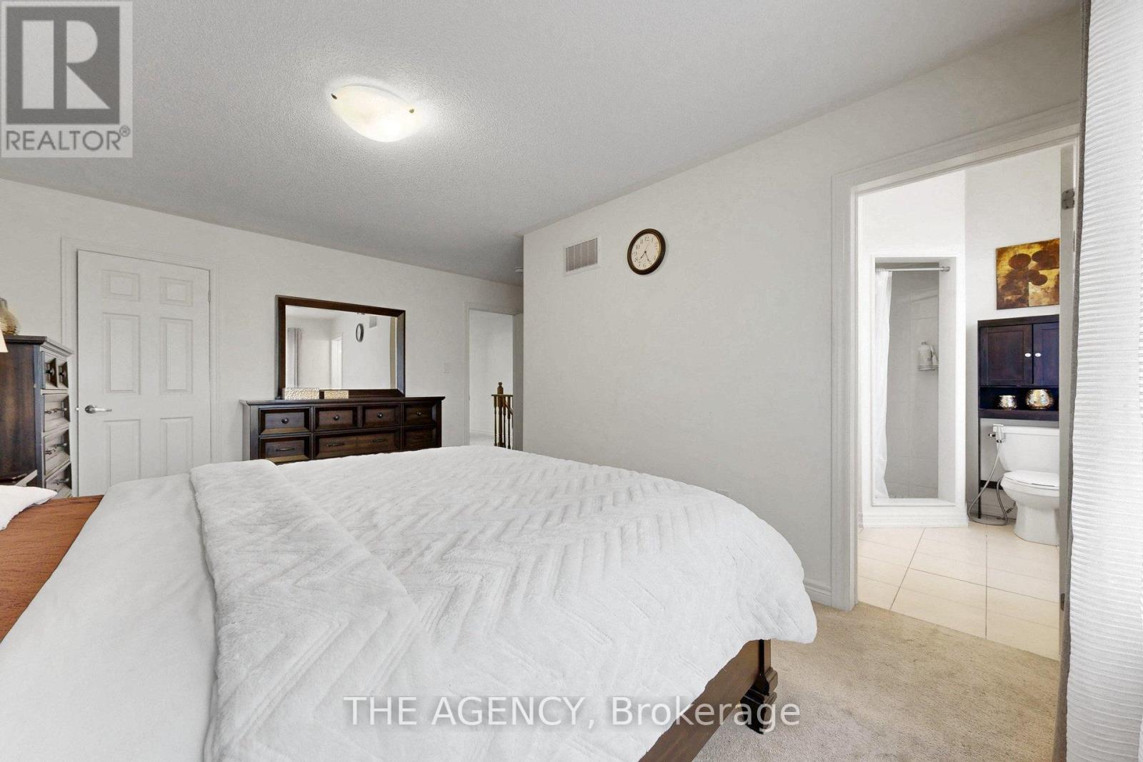 152 REMEMBRANCE ROAD - 28