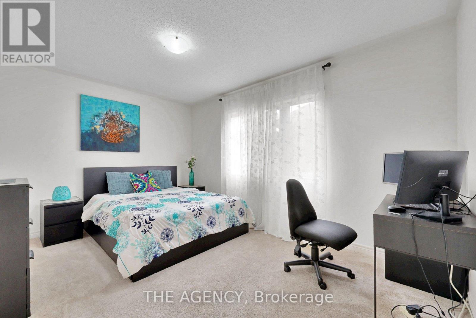 152 REMEMBRANCE ROAD - 31