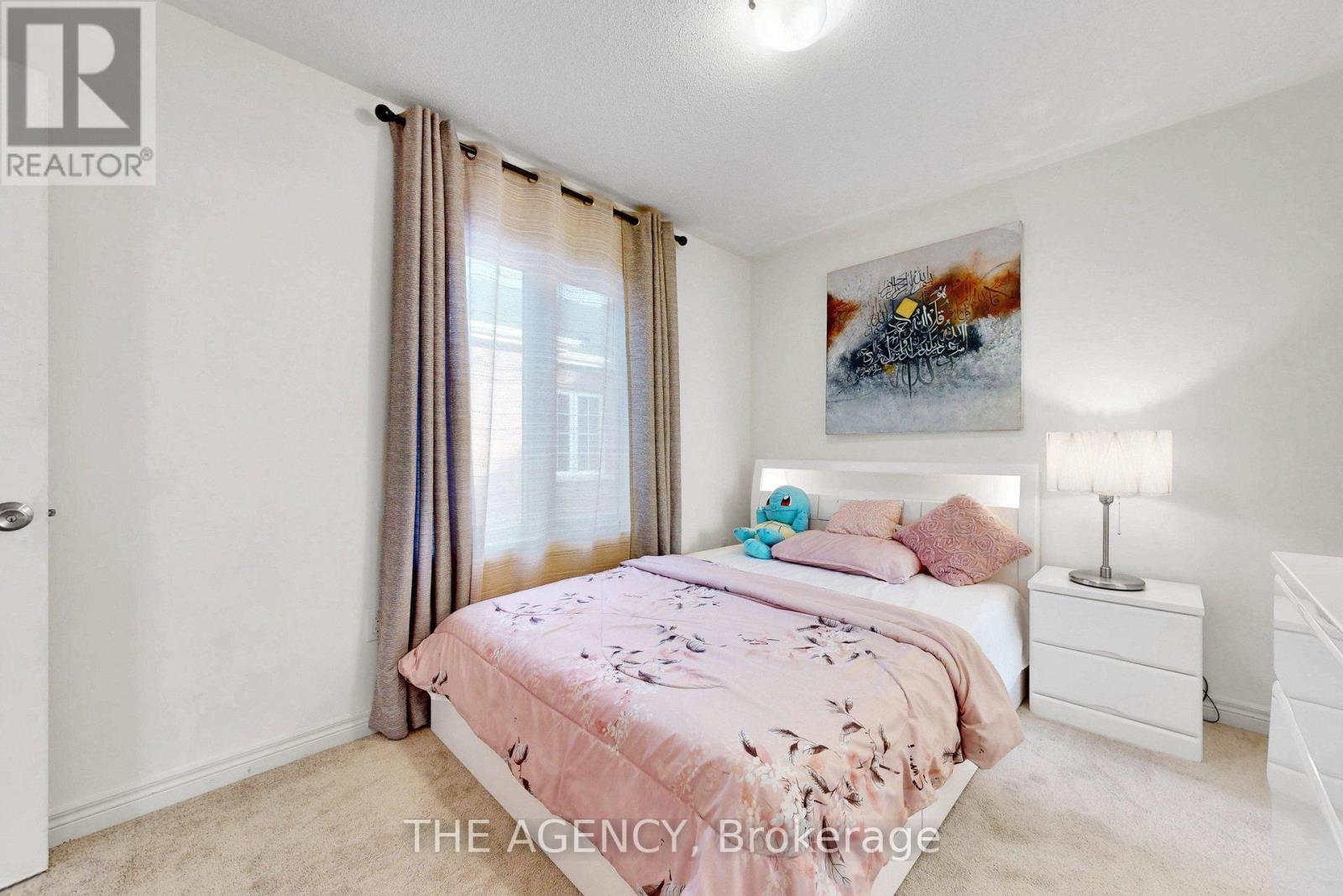 152 REMEMBRANCE ROAD - 36
