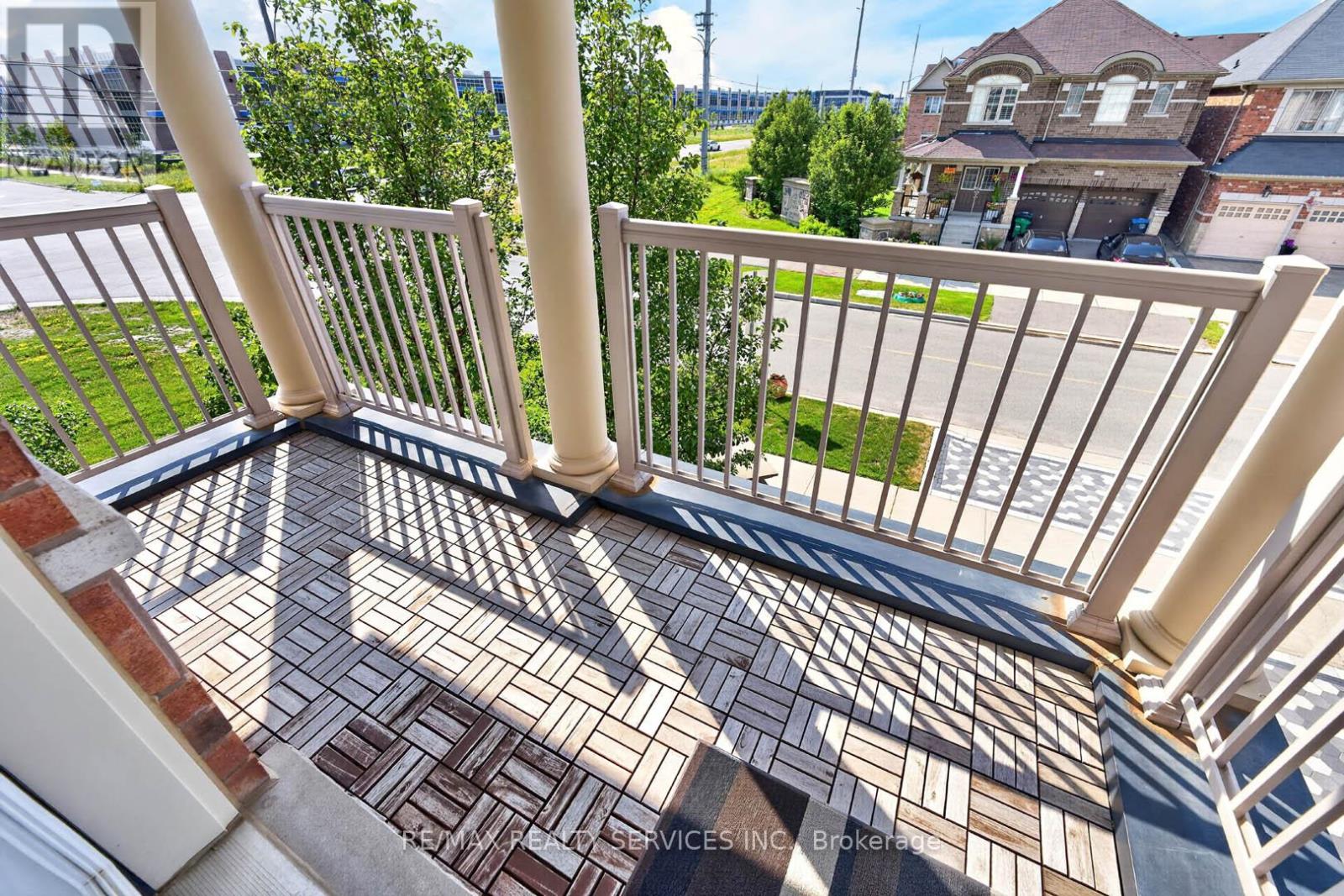 1 DOLBYHILL DRIVE - 25