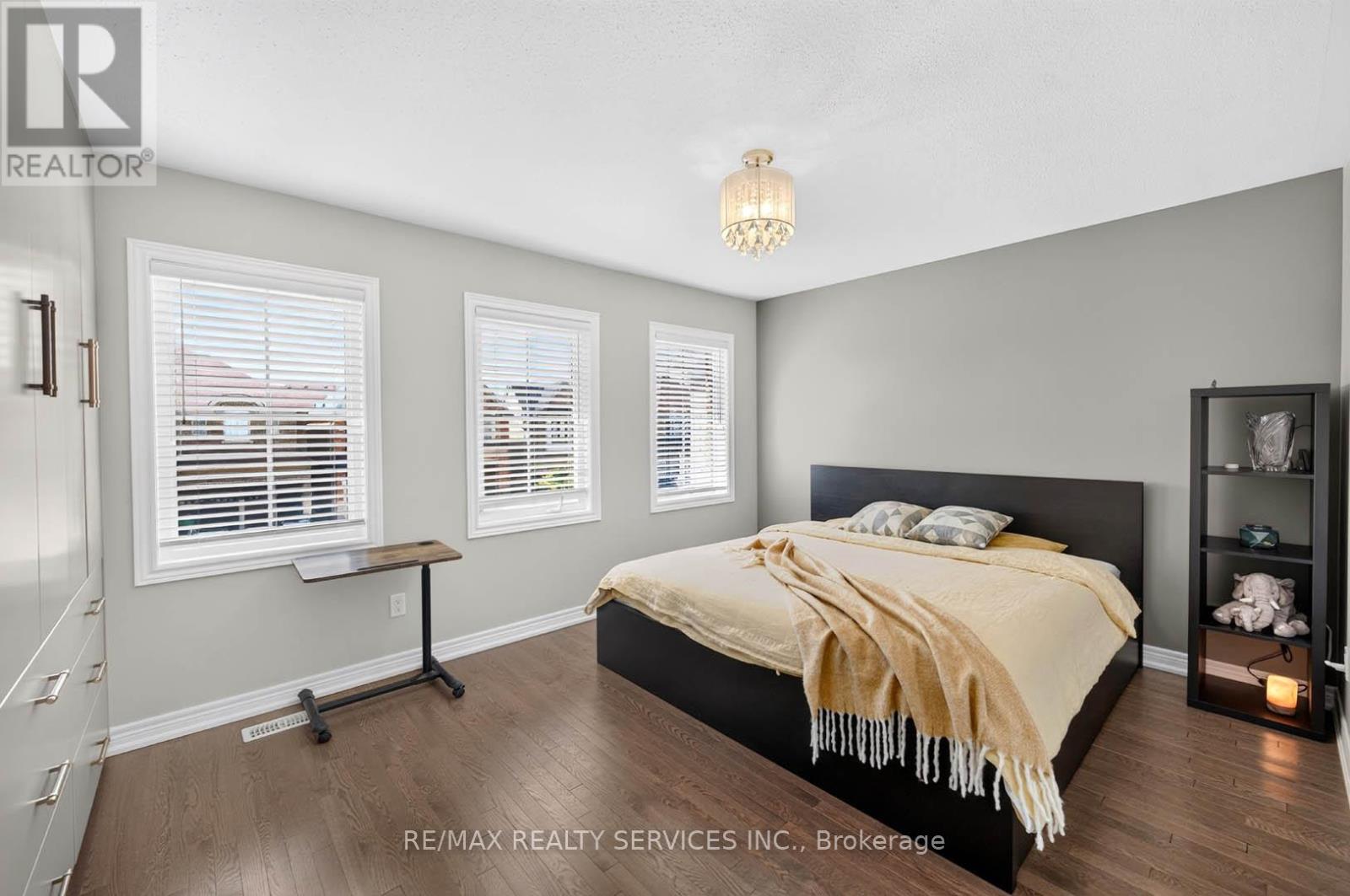 1 DOLBYHILL DRIVE - 27