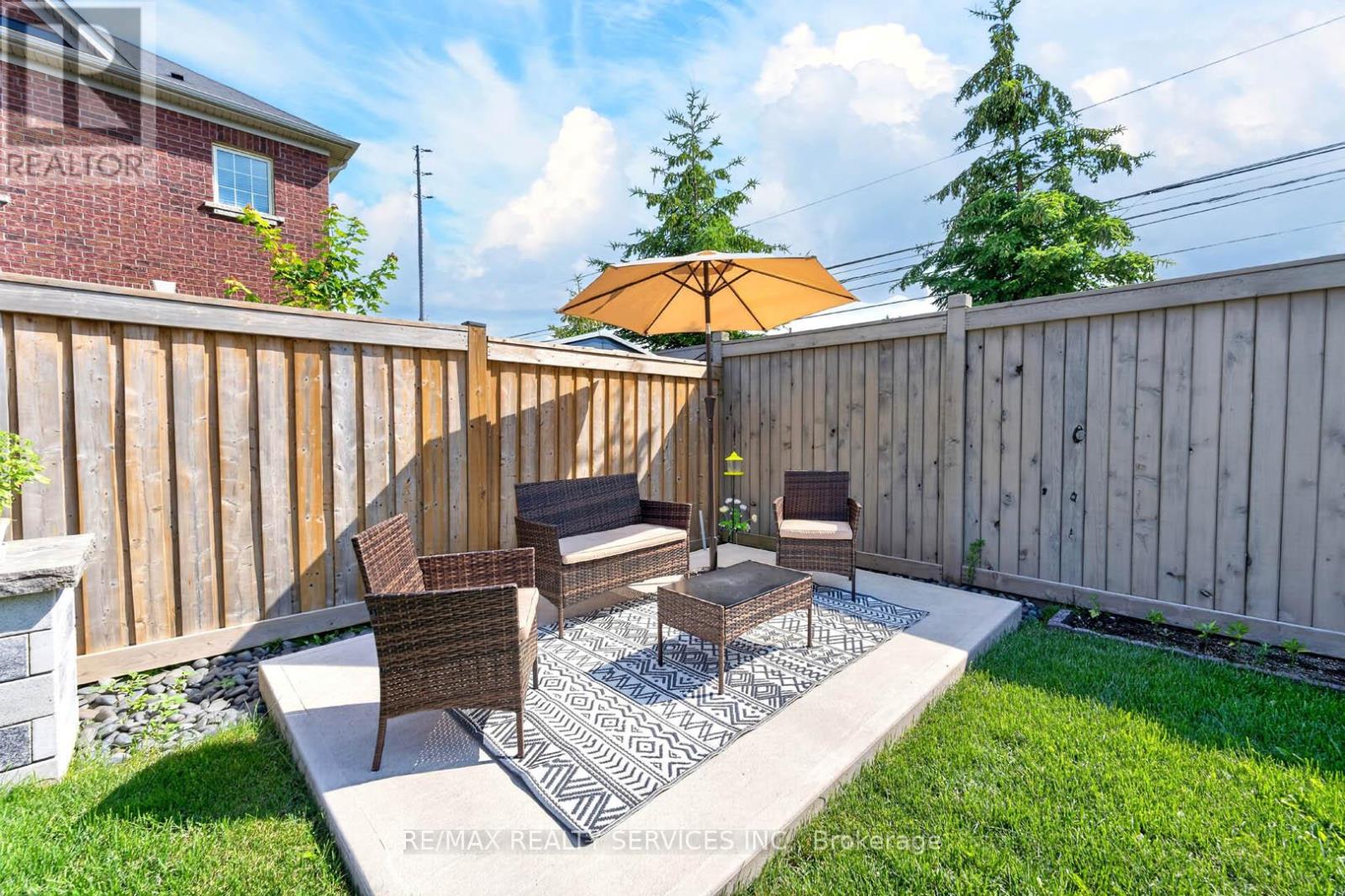 1 DOLBYHILL DRIVE - 43