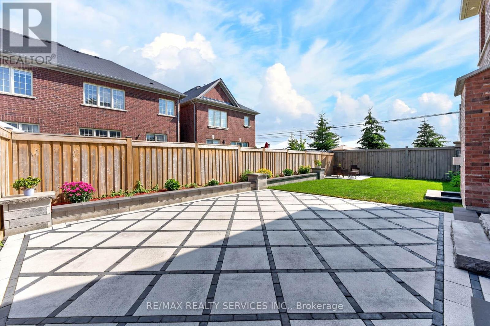 1 DOLBYHILL DRIVE - 44