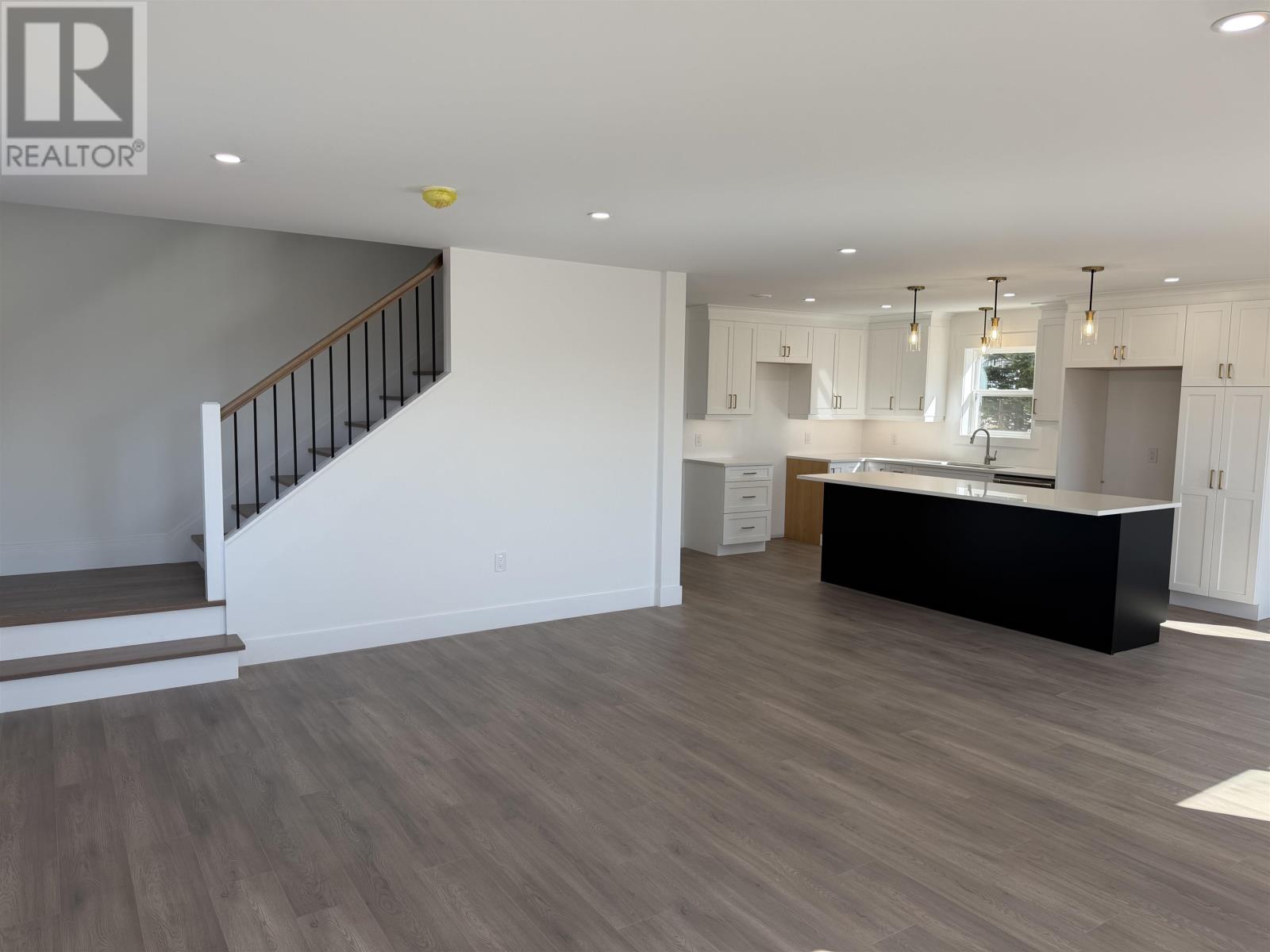 43 Acadian Avenue - 10