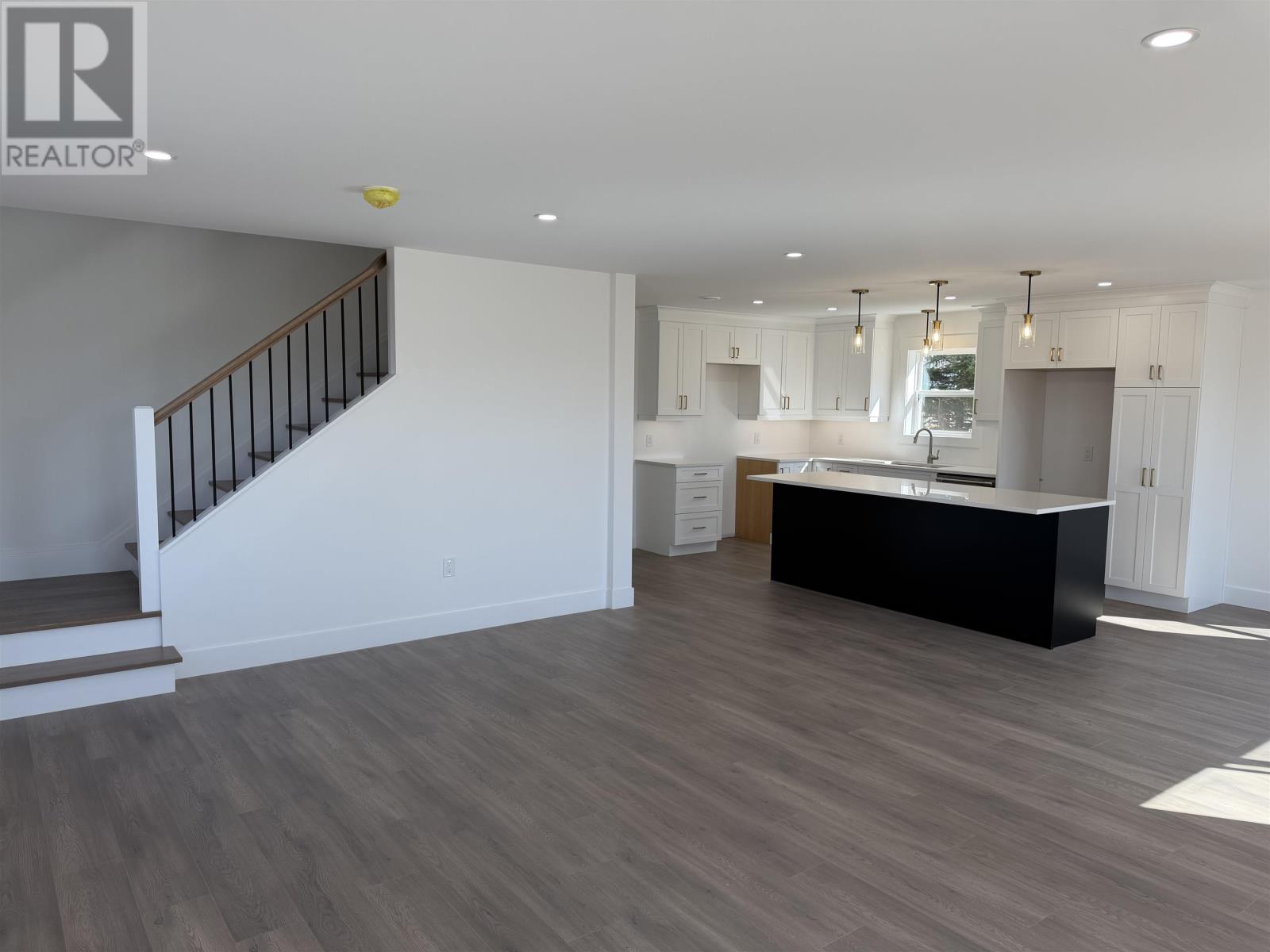 43 Acadian Avenue - 9