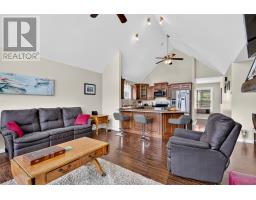 260-262 Main Road thumbnail 23