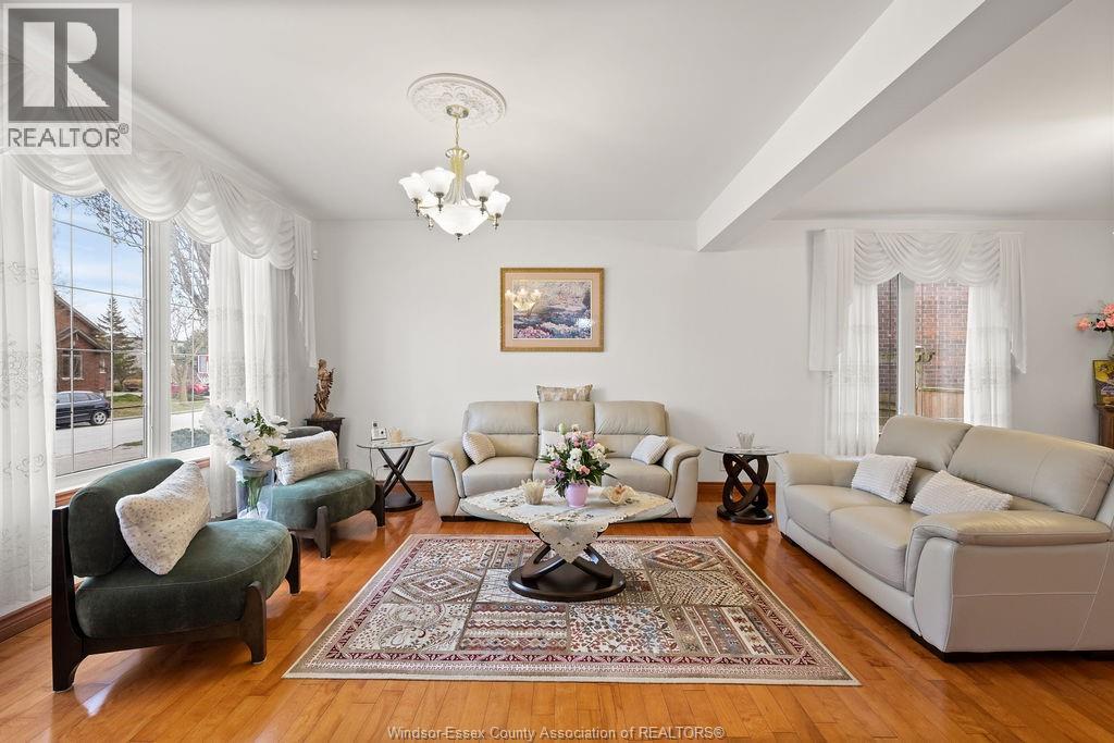 3783 INGLEWOOD AVENUE - 11