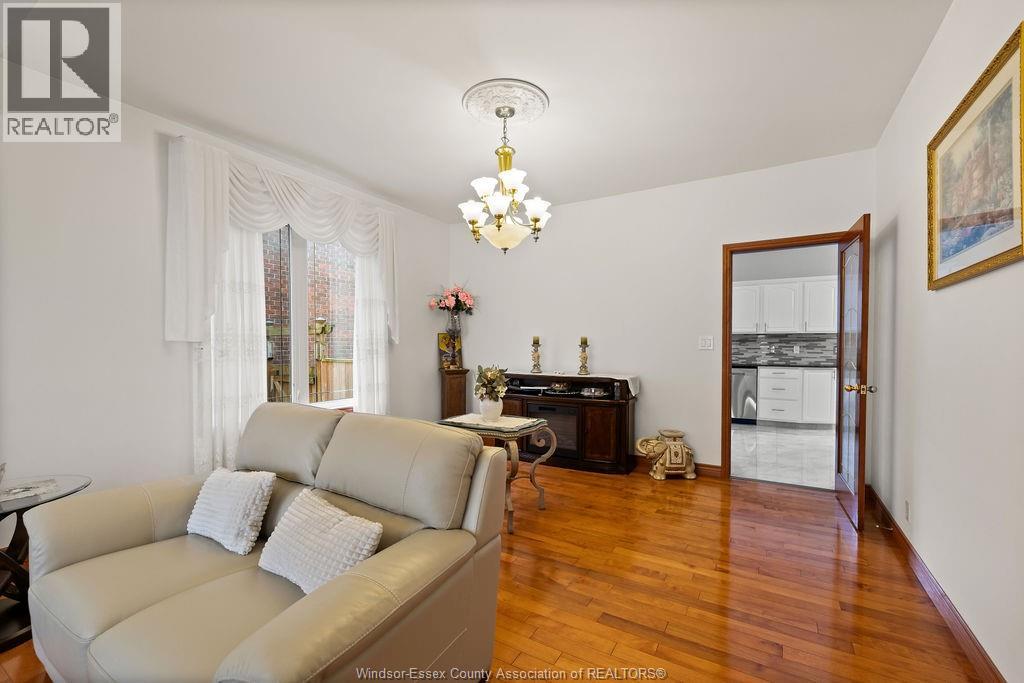 3783 INGLEWOOD AVENUE - 12