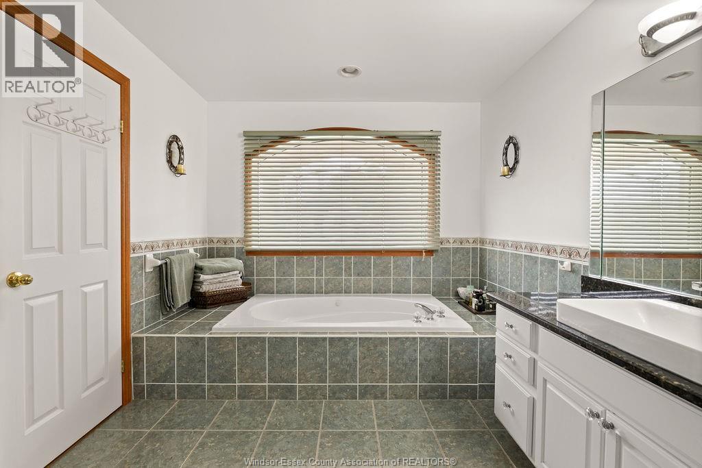3783 INGLEWOOD AVENUE - 27