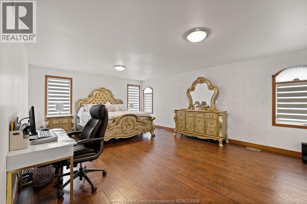 3783 INGLEWOOD AVENUE - 23