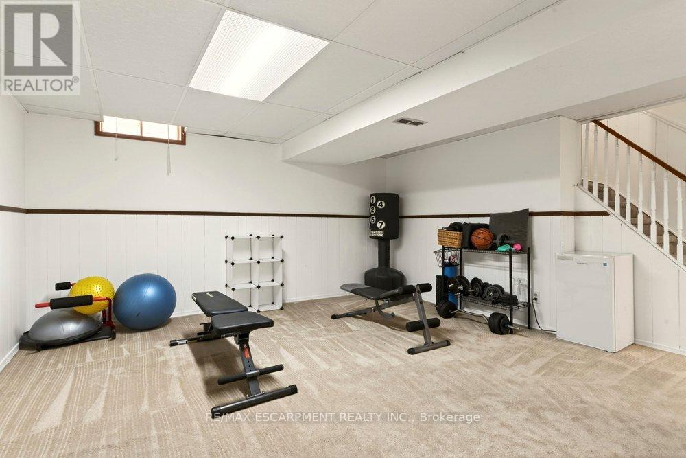 72 GURNETT DRIVE - 24