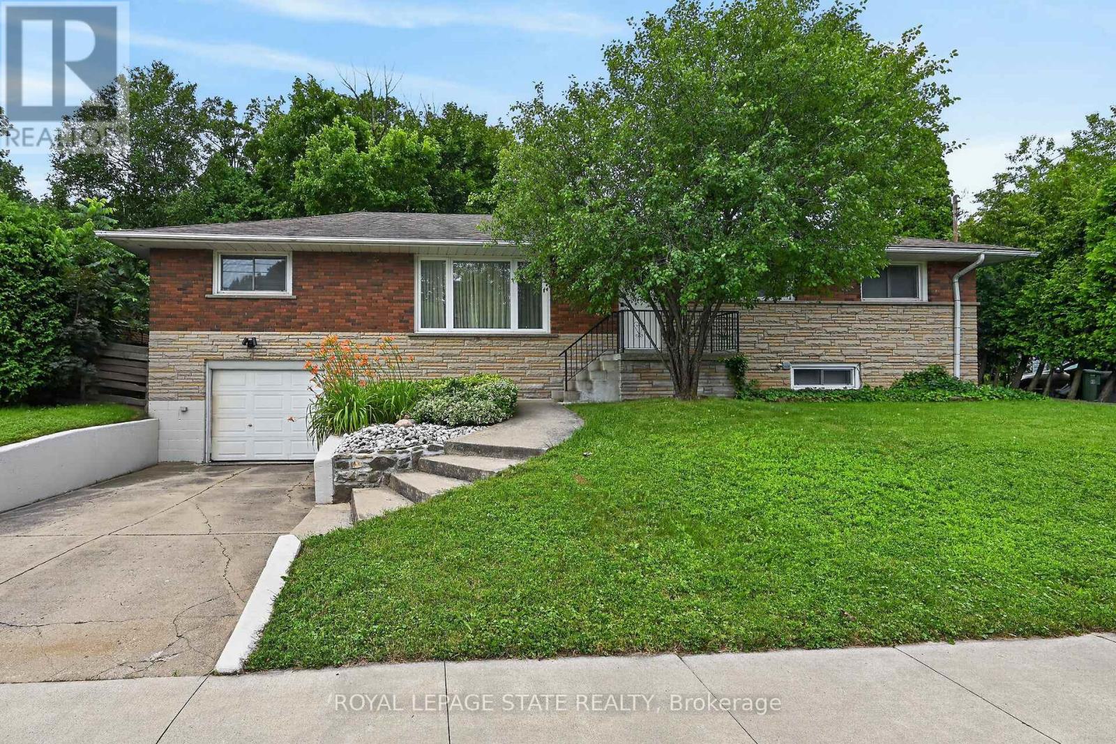 27 AINSLIE AVENUE - 2