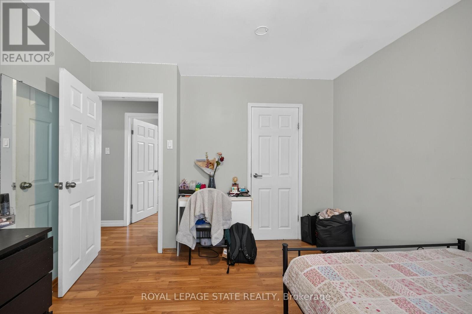 27 AINSLIE AVENUE - 20