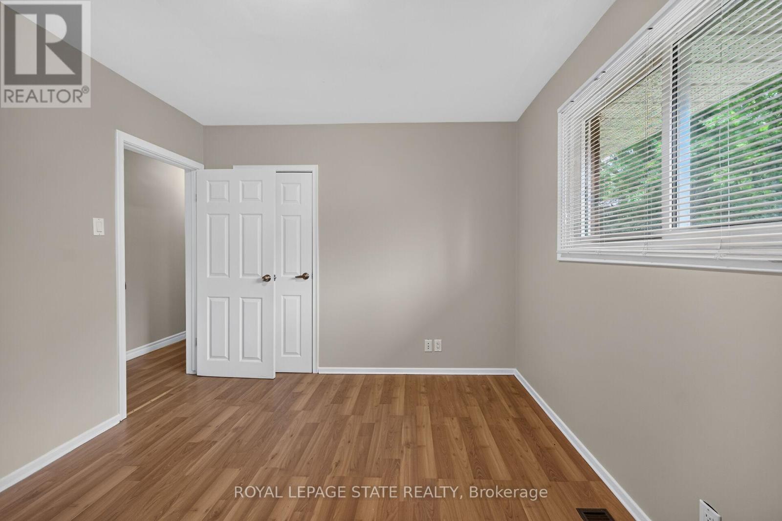27 AINSLIE AVENUE - 22