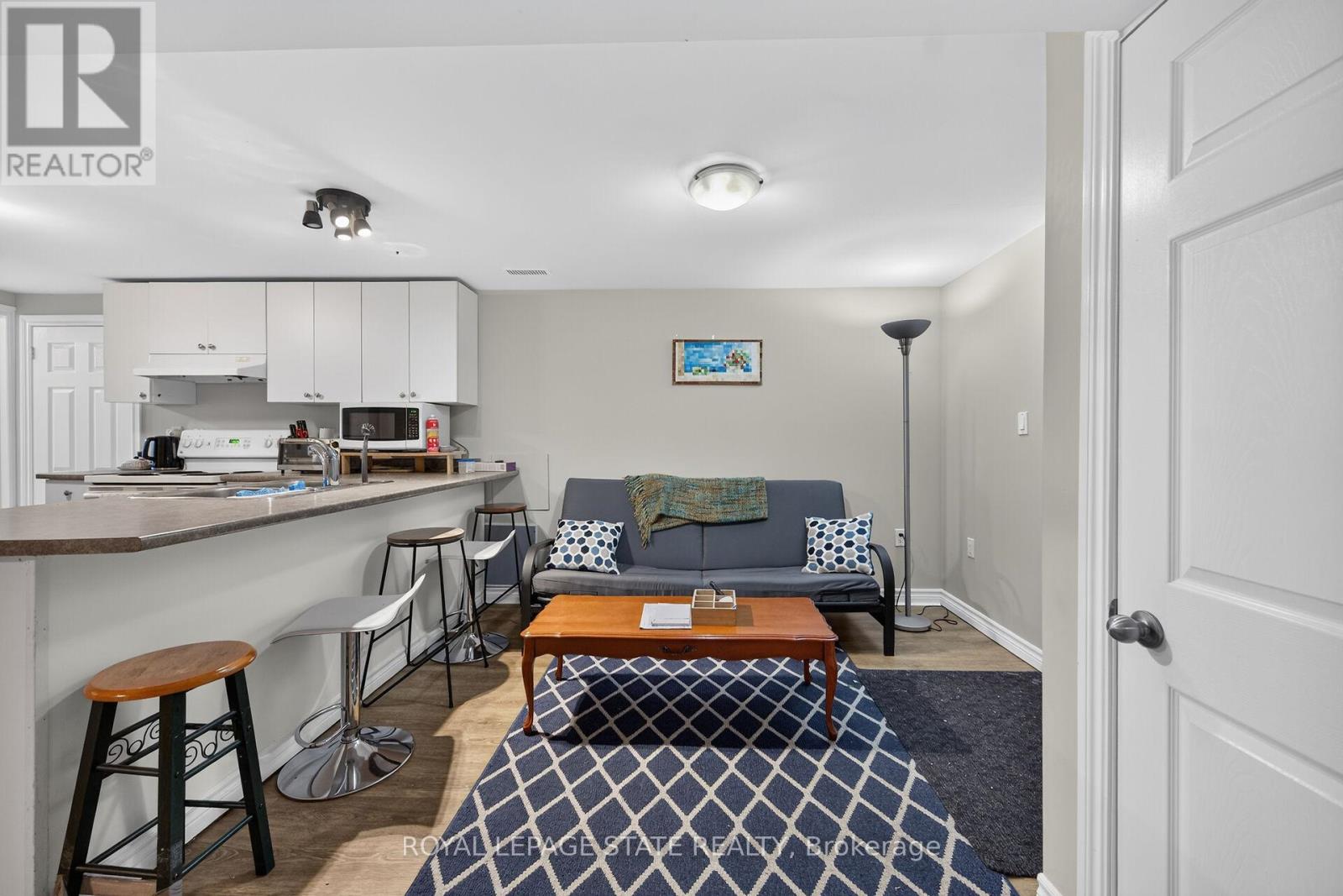 27 AINSLIE AVENUE - 33
