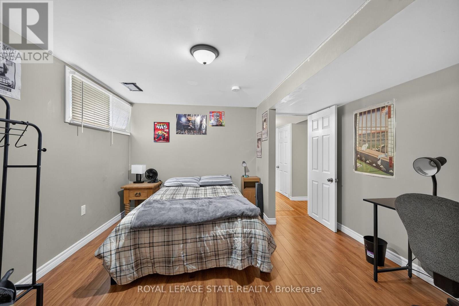 27 AINSLIE AVENUE - 38