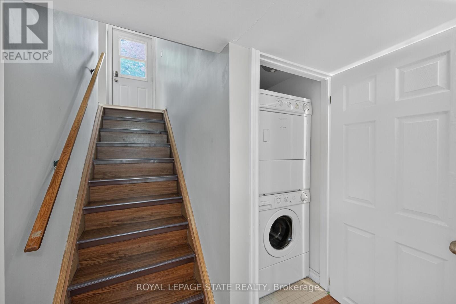 27 AINSLIE AVENUE - 41