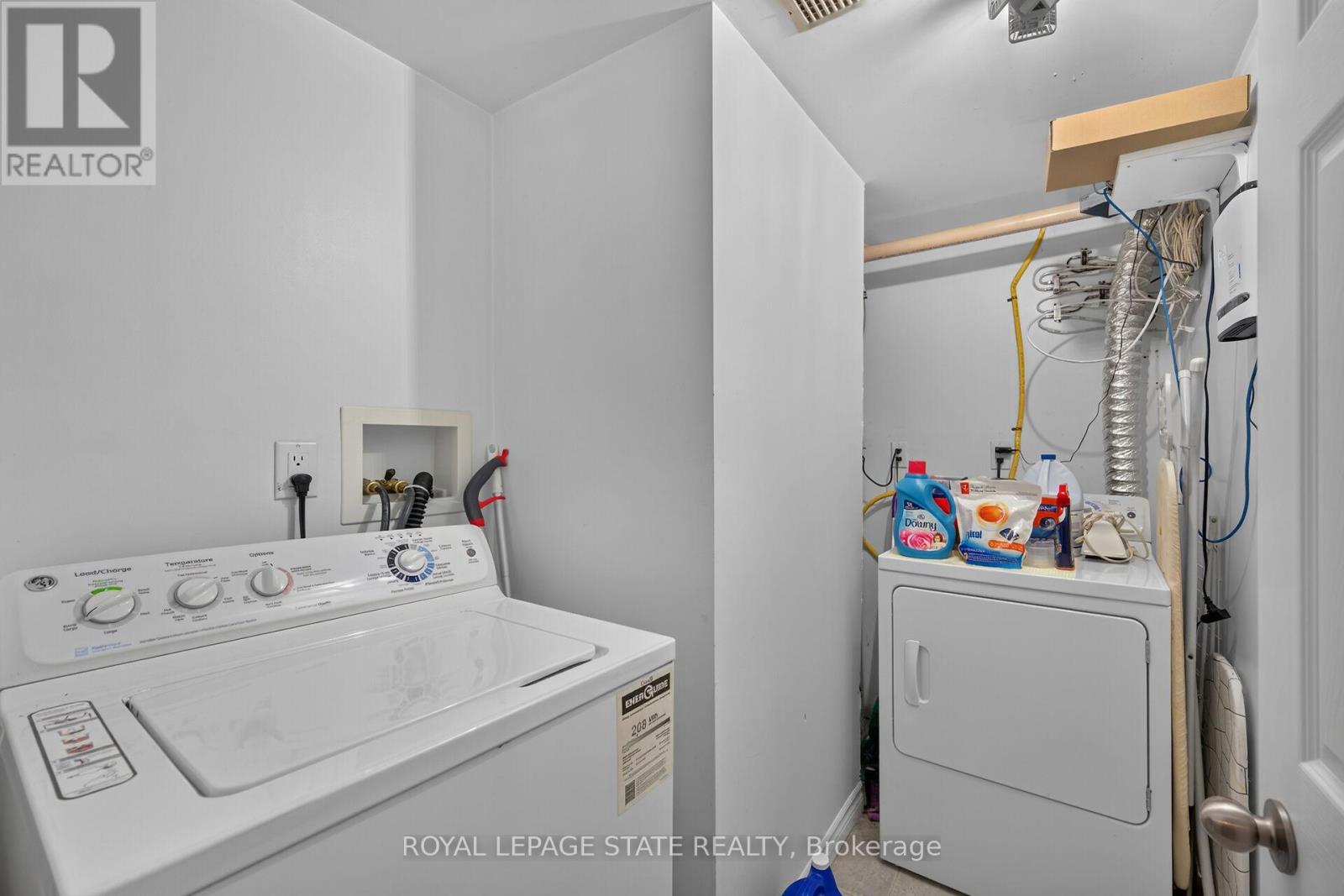 27 AINSLIE AVENUE - 42