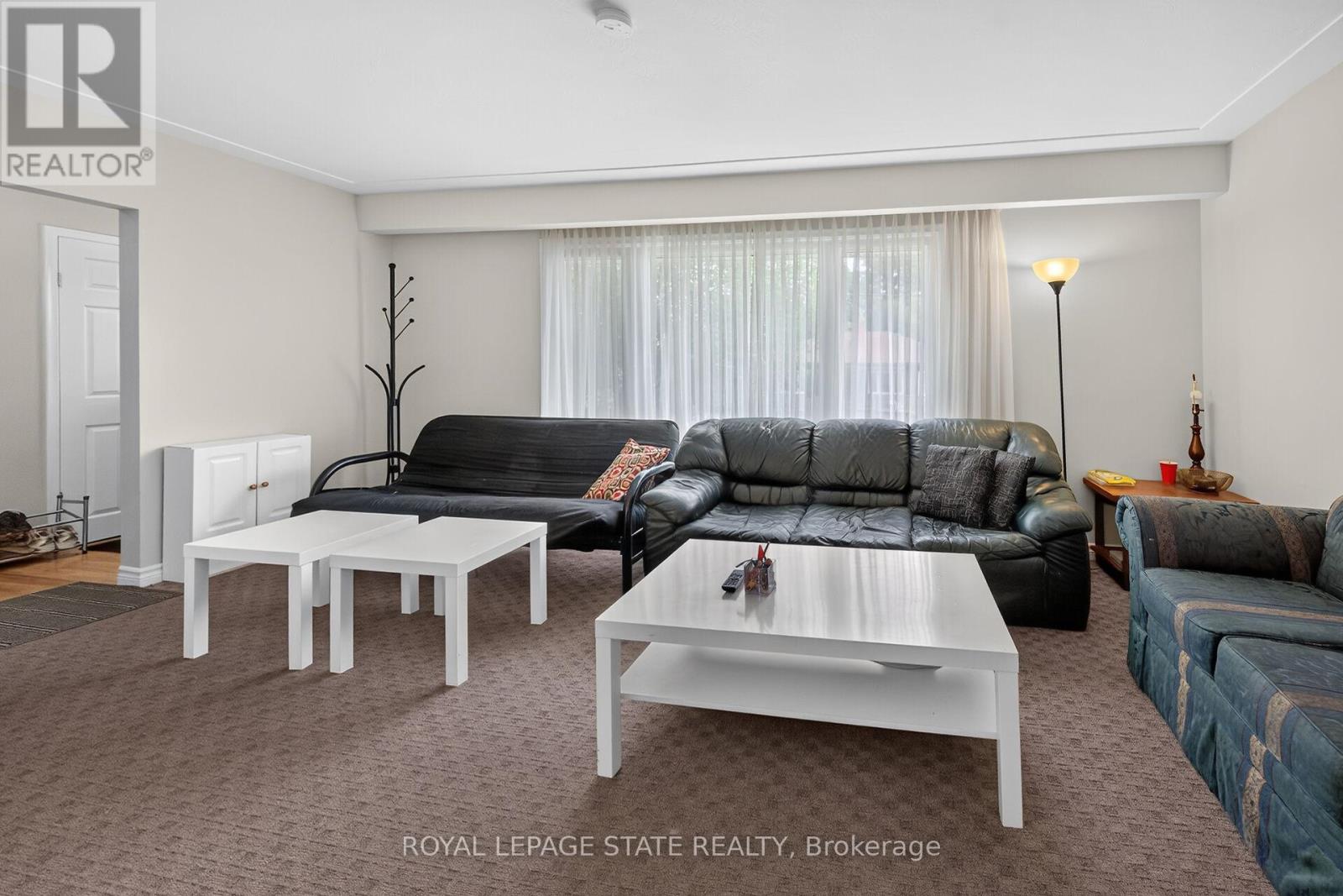27 AINSLIE AVENUE - 8