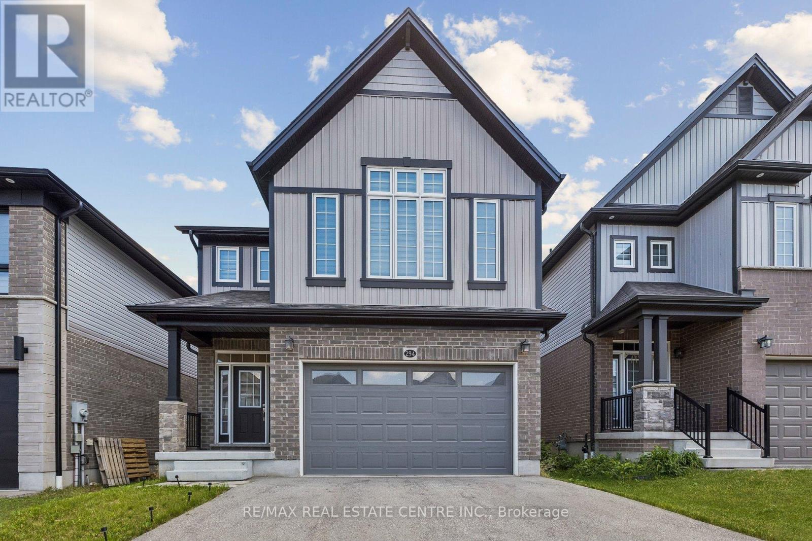 294 CHOKECHERRY CRESCENT - 1