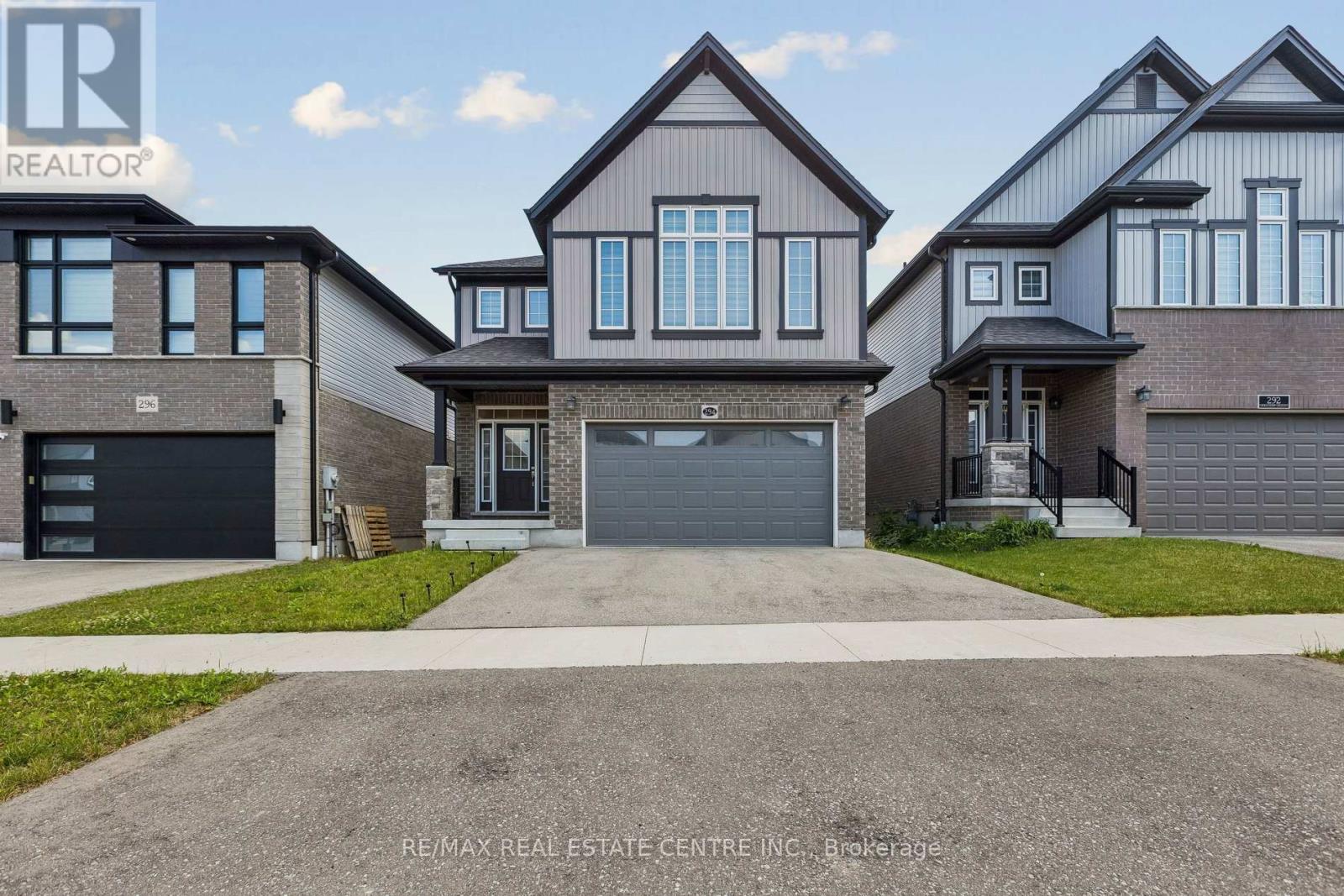294 CHOKECHERRY CRESCENT - 2