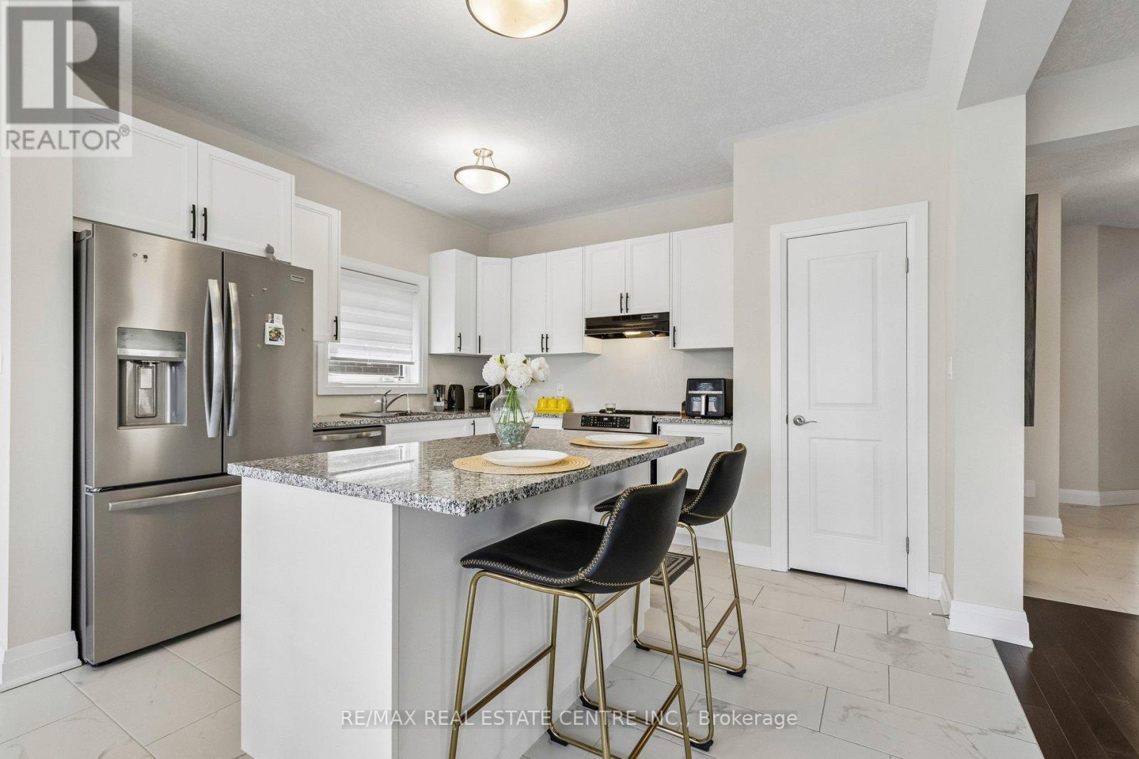 294 CHOKECHERRY CRESCENT - 22