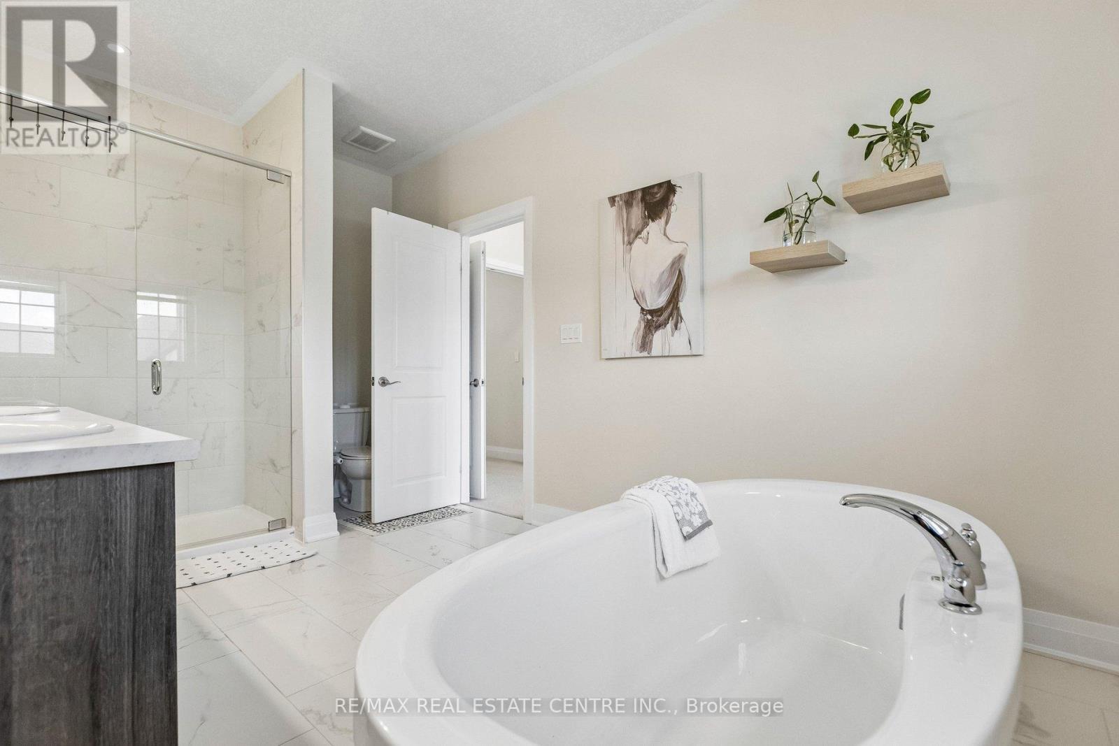 294 CHOKECHERRY CRESCENT - 35