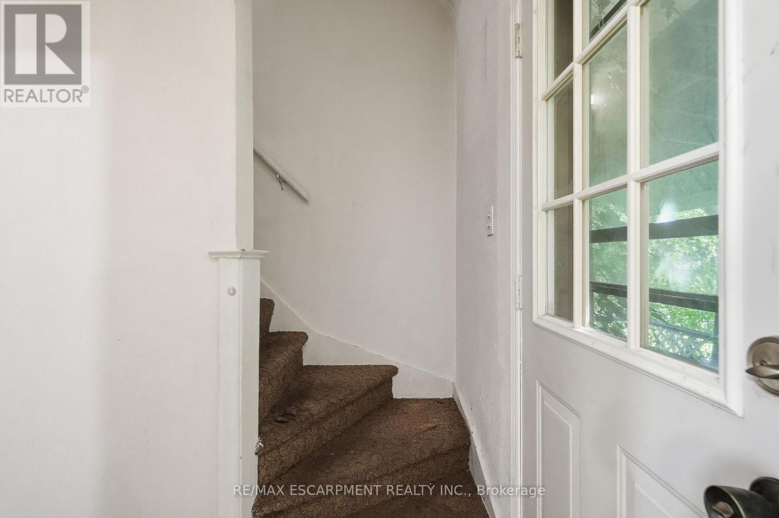 34 EATON PLACE - 15