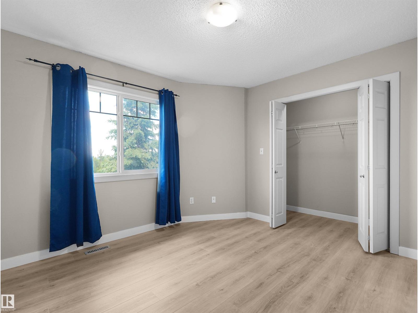 #17 6032 38 AV NW - 18