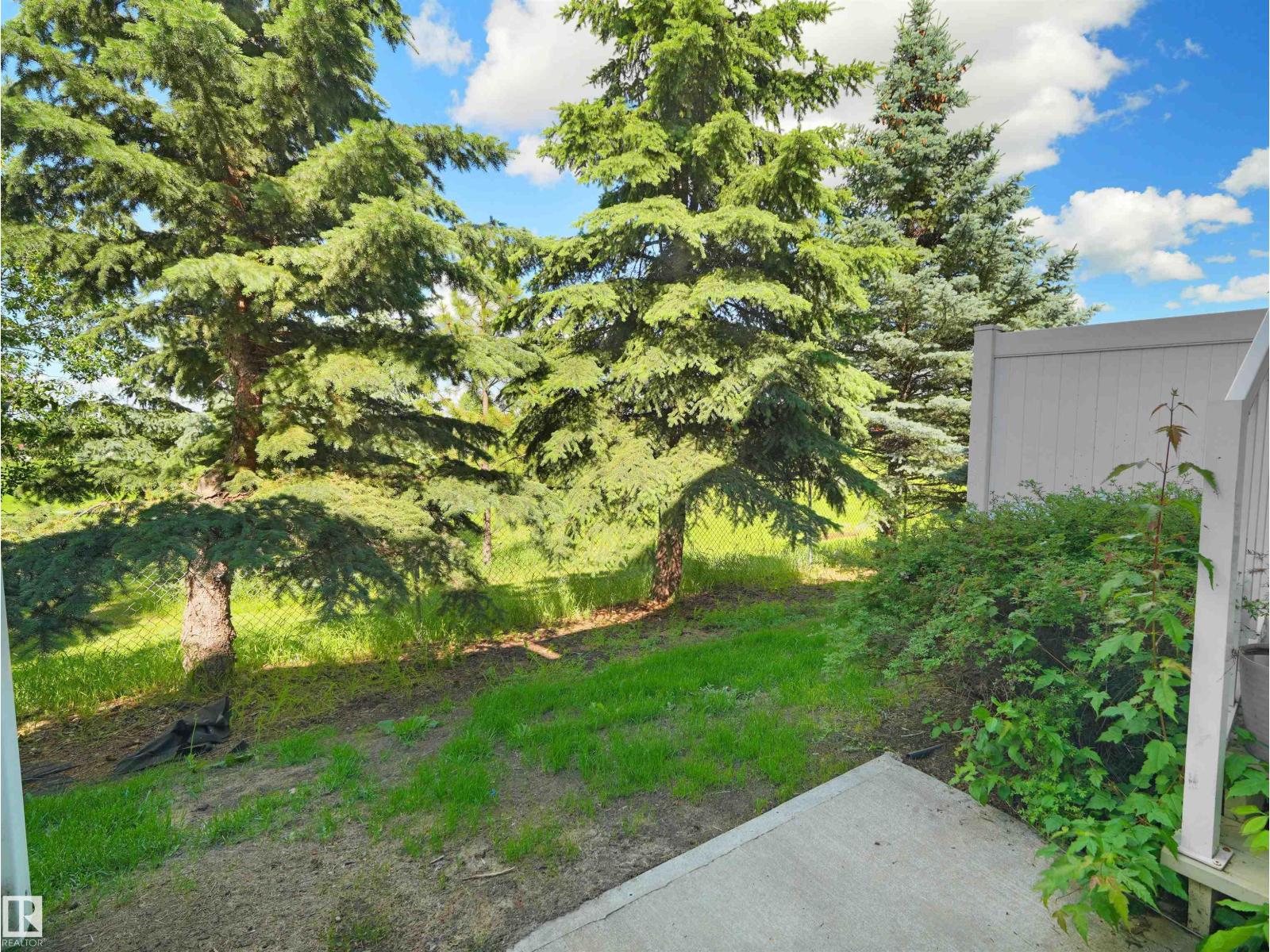 #17 6032 38 AV NW - 30